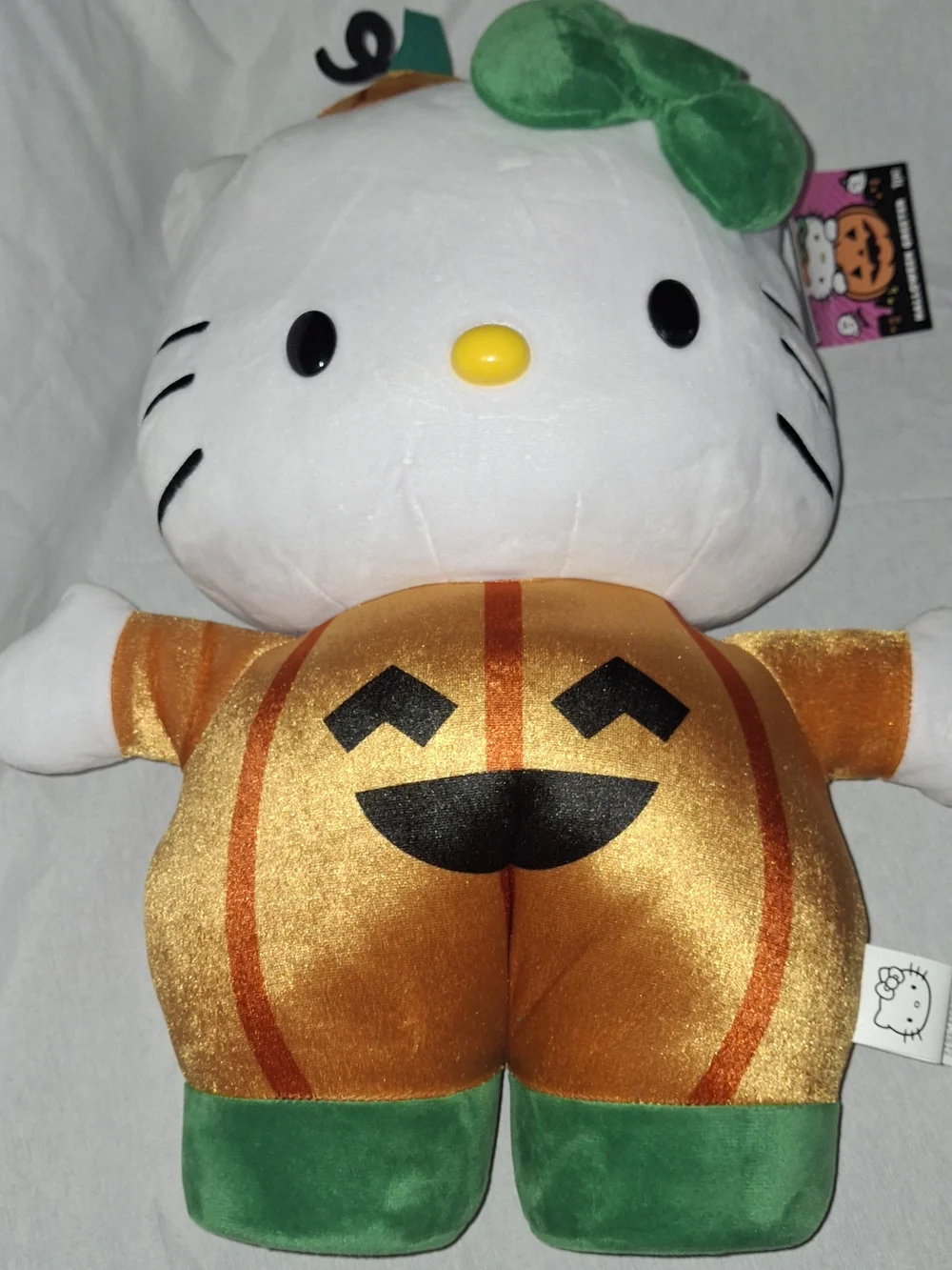 Hello Kitty Pumpkin Halloween Greeter